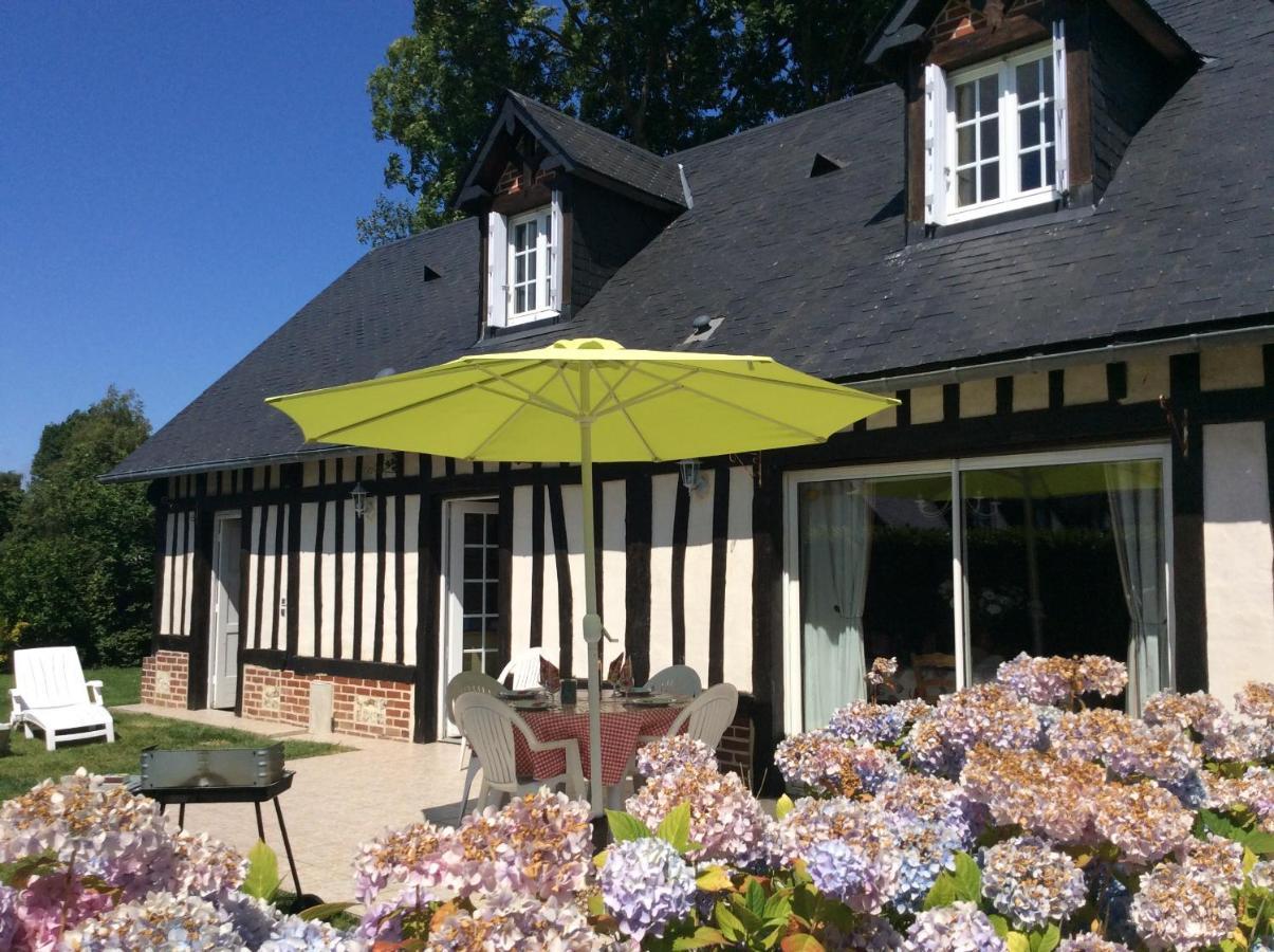 La Charetterie Villa Canouville Екстериор снимка
