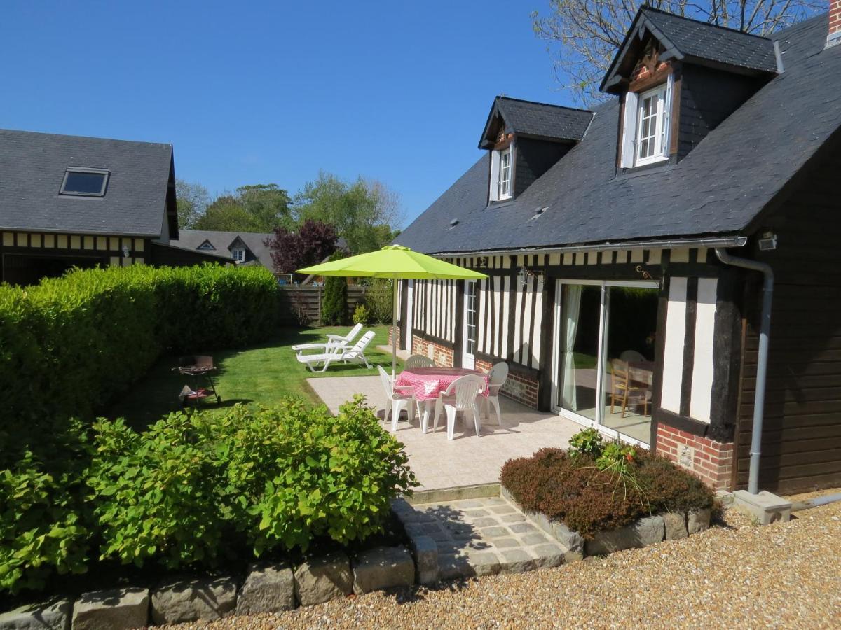 La Charetterie Villa Canouville Екстериор снимка